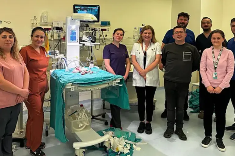 Konya’dan Eskişehir’e Uzanan Umut: 700 Gramlık Bebeğe Hayat Veren Ameliyat