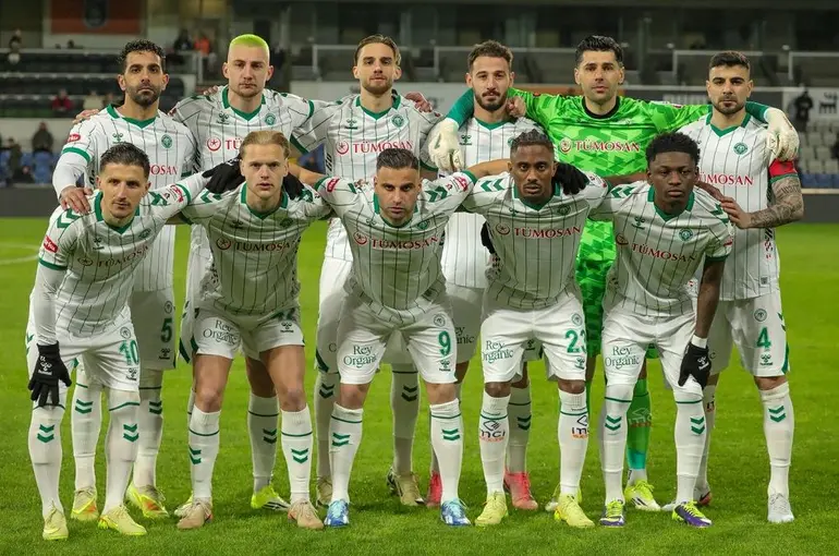 Konyaspor Başakşehir Deplasmanında 2-0 Mağlup Oldu! Palut'tan açıklama geldi!