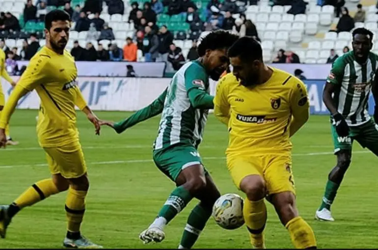 Konyaspor İstanbulspor karşısında tek golle mağlup oldu