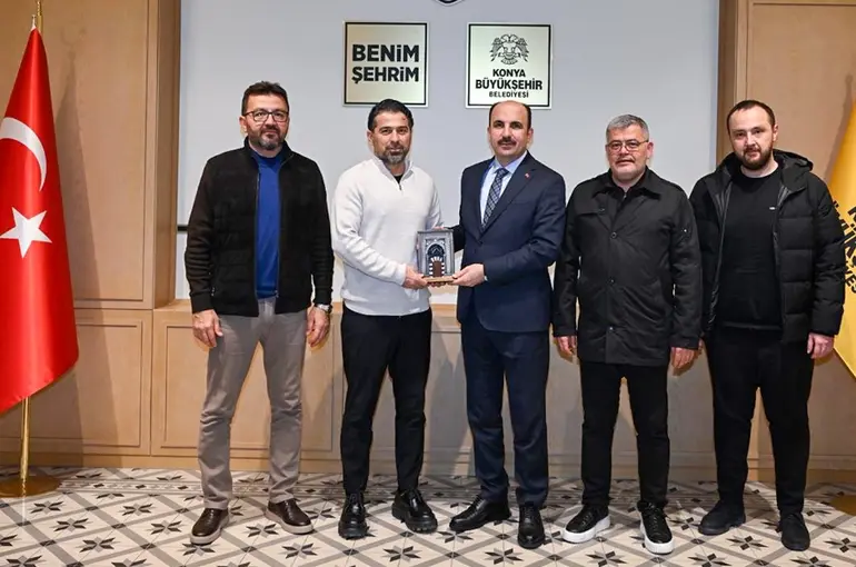 Konyaspor Yönetiminden Büyükşehir Belediye Başkanı Altay’a Ziyaret