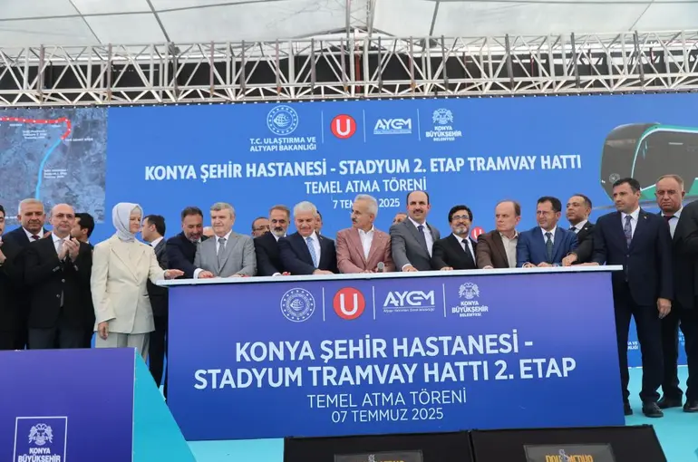 Konya’ya Dev Yatırım! Stadyum-Şehir Hastanesi Tramvay Hattı 2. Etabının Temeli Atıldı!