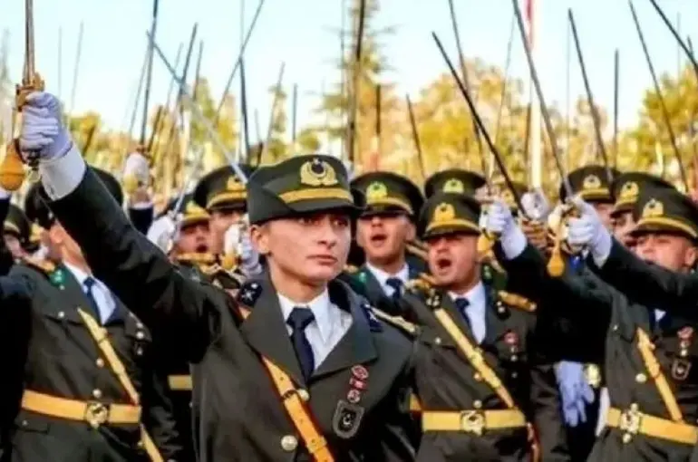 Korsan Yeminci Teğmenler Disipline Sevk Edilecek!