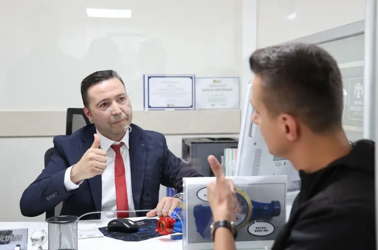 KOSKİ Çalışanları İşitme Engelli Abonelere İşaret Diliyle Destek Oluyor