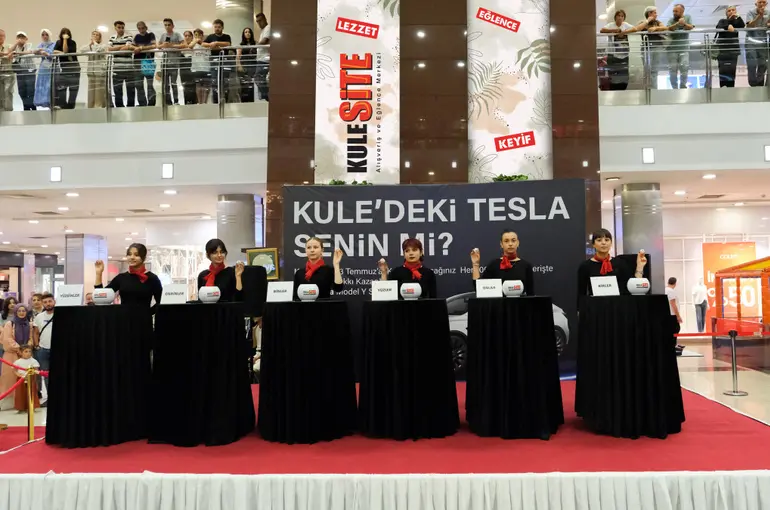 Kule’deki Tesla Sahibini Buldu!