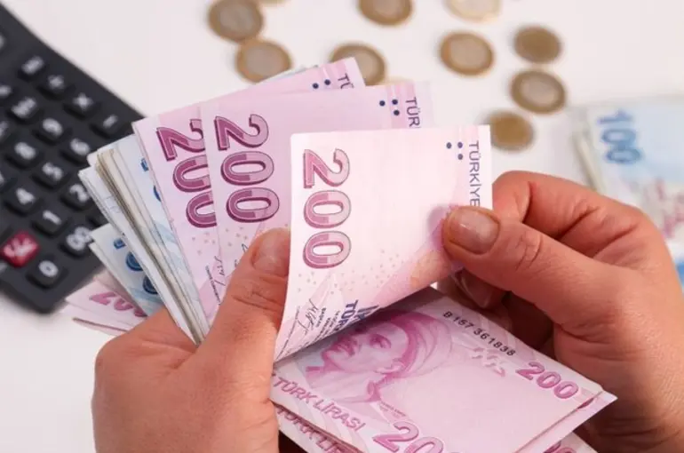Maaş artışı yüzde 35'i bulacak! Asgari ücretli, emekli ve memura maaş zammı müjdesi