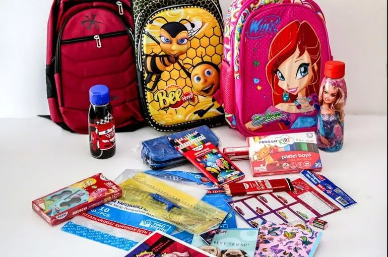 Meram Belediyesi Kırtasiye Desteğiyle de İhtiyaç Sahibi Ailelerin Yanında