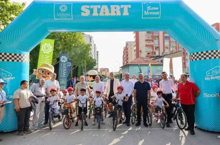 Meram'da Düz Bisiklet Yarışları Coşkusu: Mahalleler Pedallarla Şenleniyor