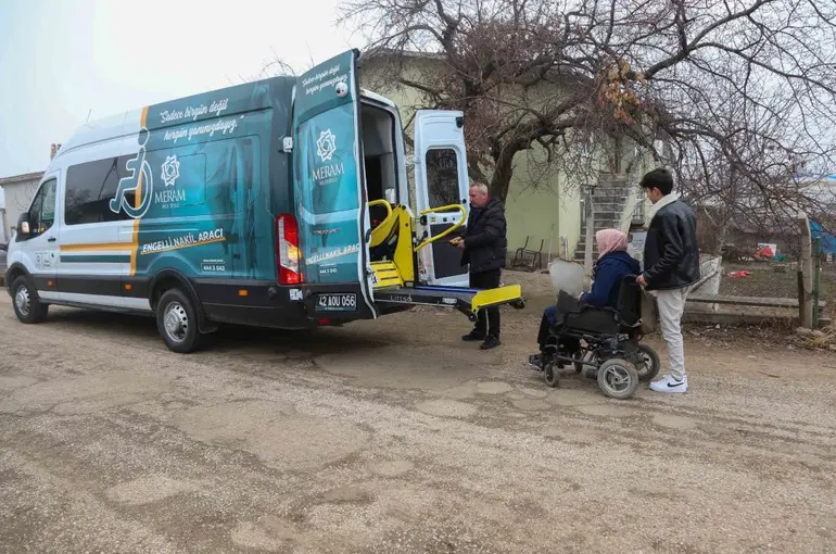 Meram’da ‘Engelli Nakil Aracı’ Hizmeti Devam Ediyor!