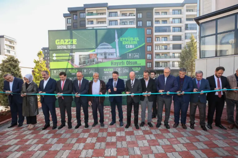 MERAM’DA GAZZE SOSYAL TESİSİ VE CAMİ HİZMETE AÇILDI