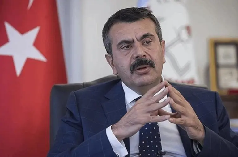 Milli Eğitim Bakanı Yusuf Tekin: Okullarda LGBT propagandasına izin vermeyiz