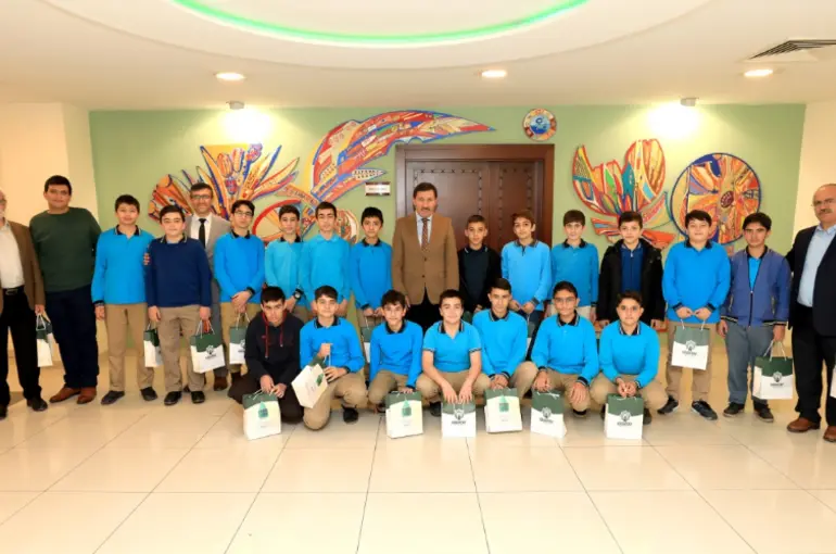 Öğrencilerden Başkan Hasan Kılca’ya Ziyaret