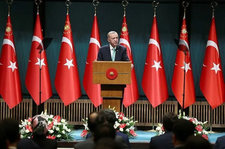 Öğrencilere vergisiz telefon desteğinin ayrıntıları belli oldu