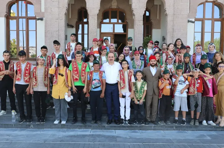Özel Bireyler Genç Komek Yaz Okulu İle Yazın Tadını Çıkarıyor