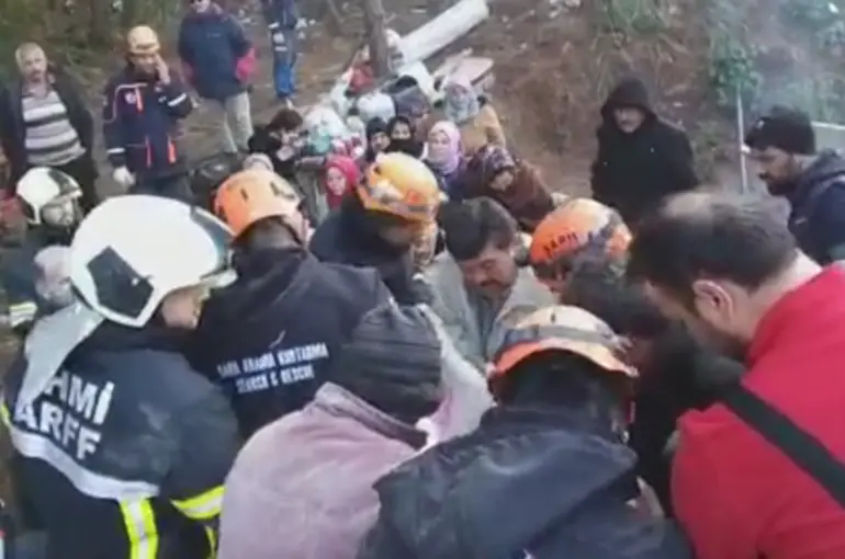 Sarıl Arama Kurtarma Ekipleri Bir Kişiyi Daha Kurtardı