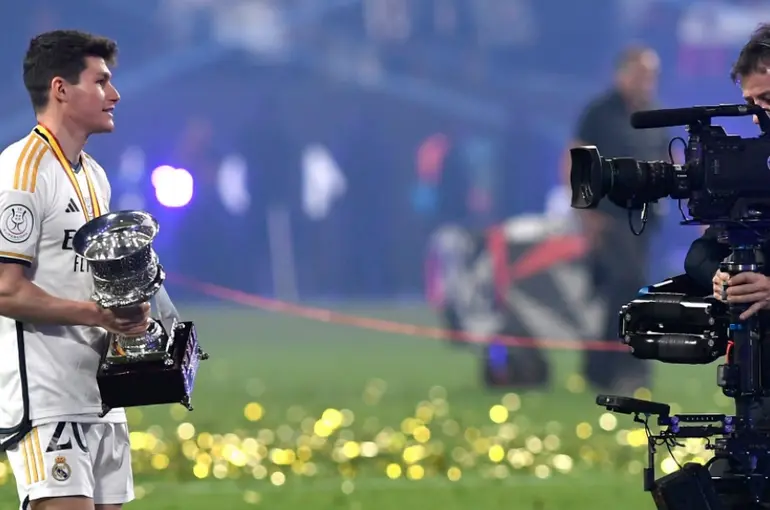 Spor Medyası Dijital Çağa Uyum Sağlıyor: Geleneksel Yayıncılıktan Etkileşimli Platformlara Geçiş