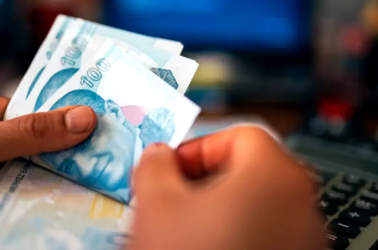 Süresiz nafaka kalkıyor mu? Formül ortaya çıktı