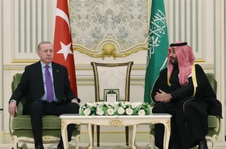 Türkiye ve Suudi Arabistan'dan Yeni Ulaşım Koridoru Hamlesi
