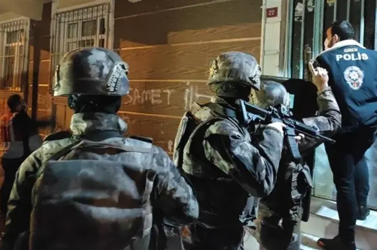 Yasa Dışı Bahis Şebekesine Büyük Darbe: 13 İlde Operasyon