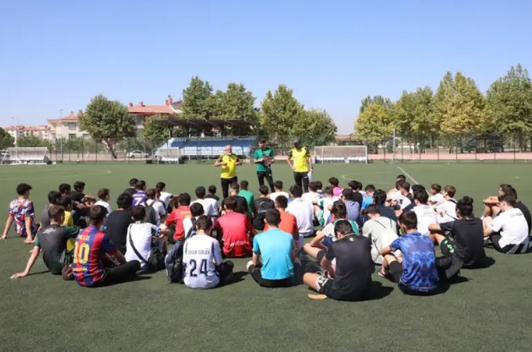 Yeni Yetenekler Karatay Belediyespor İçin Ter Dökecek