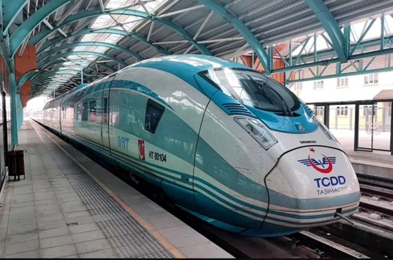 YHT biletlerine zam geldi