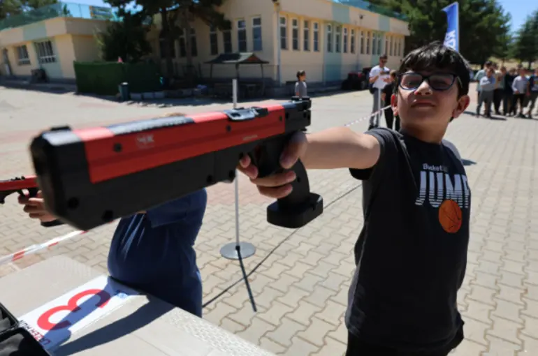 Yusuf Dikeç, Konya Büyükşehir’in Kamplarına Katılan Öğrencilere İlham Kaynağı Oldu